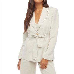 NWT - FITTED MINIMALIST BLAZER by JustFab
